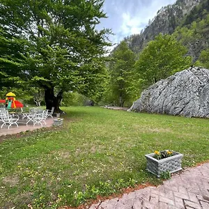 Hostel Bujtina Rilindja Guest House Valbone, Valbone